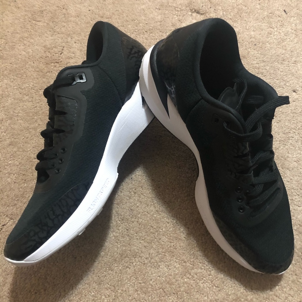 Nike Air Jordan Zoom Tenacity 88 - Size 10